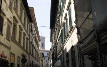 Venda Pentavani, Firenze