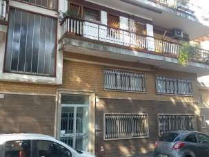Rent Roomed, Roma