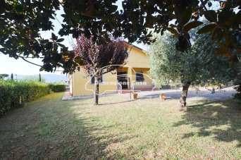 Sale Villa, Porcari