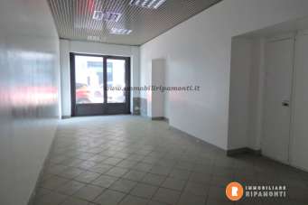 Rent Two rooms, Lecco