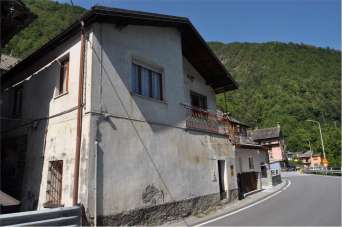 Sale vendita, Borgomezzavalle