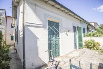 Vendita Casa indipendente, Camaiore