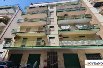 Sale Four rooms, Palermo