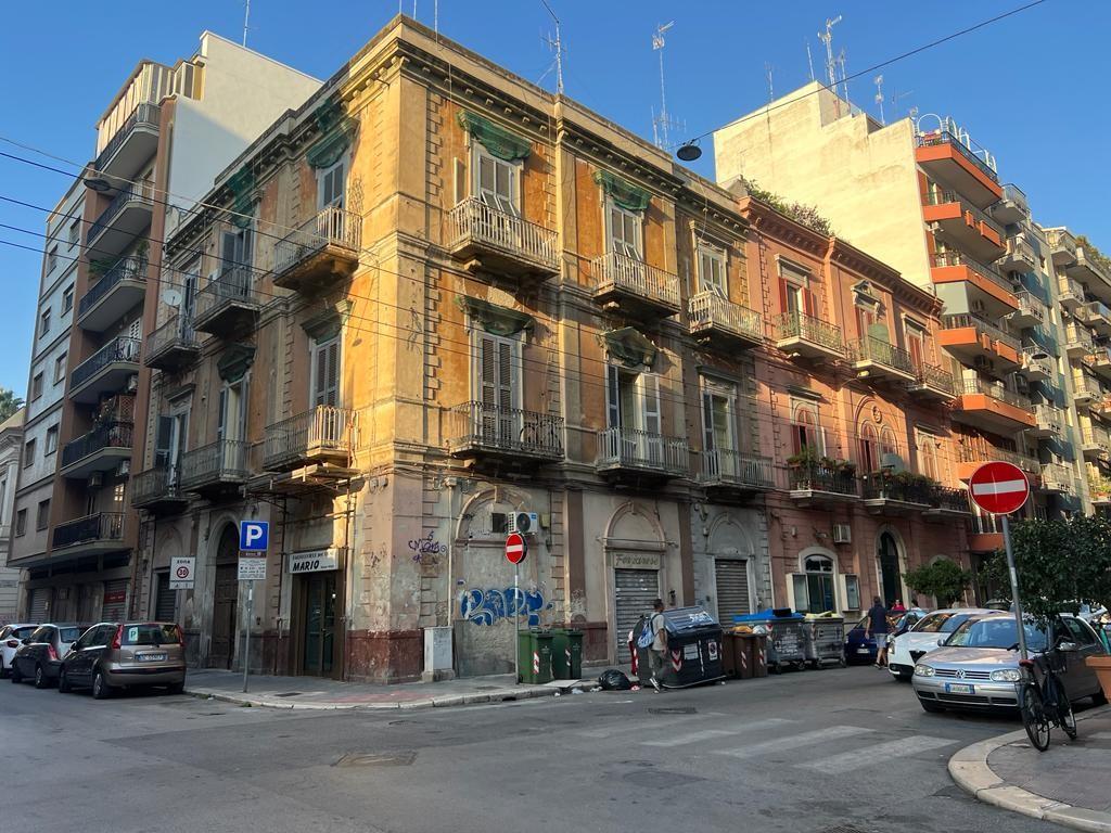 Vendita Palazzo, Bari foto