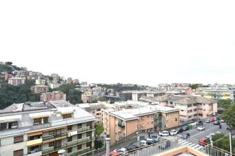 Vendita Pentavani, Genova