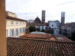 Vendita vendita, Lucca