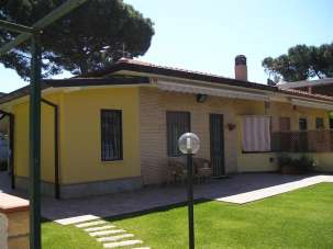 Venta Villa Bifamiliare, Terracina