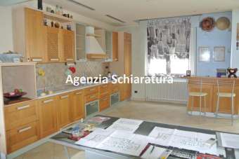 Sale Appartamento, Montecalvo in Foglia
