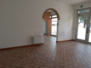 Rent Two rooms, Mirano