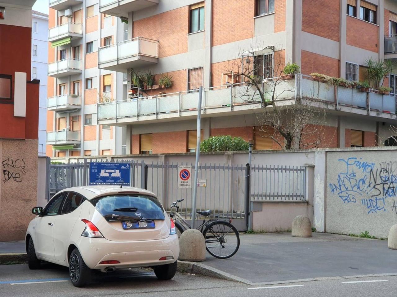 Vendita Garage e posti auto, Sesto San Giovanni foto