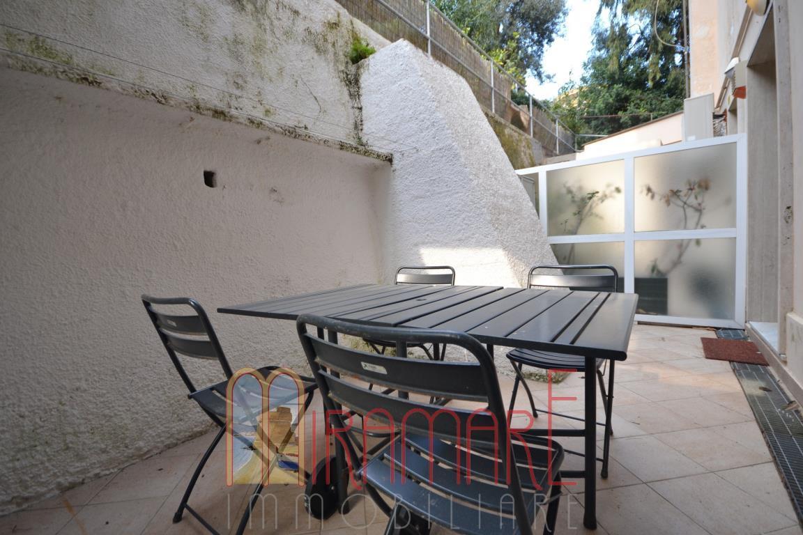 Rent Two rooms, Alassio foto