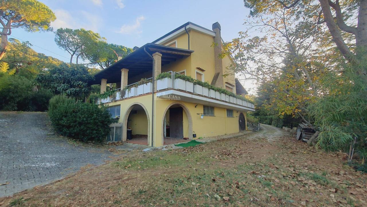 Sale Villa, Colonnella foto