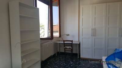 Renta Cuatro habitaciones, Pisa
