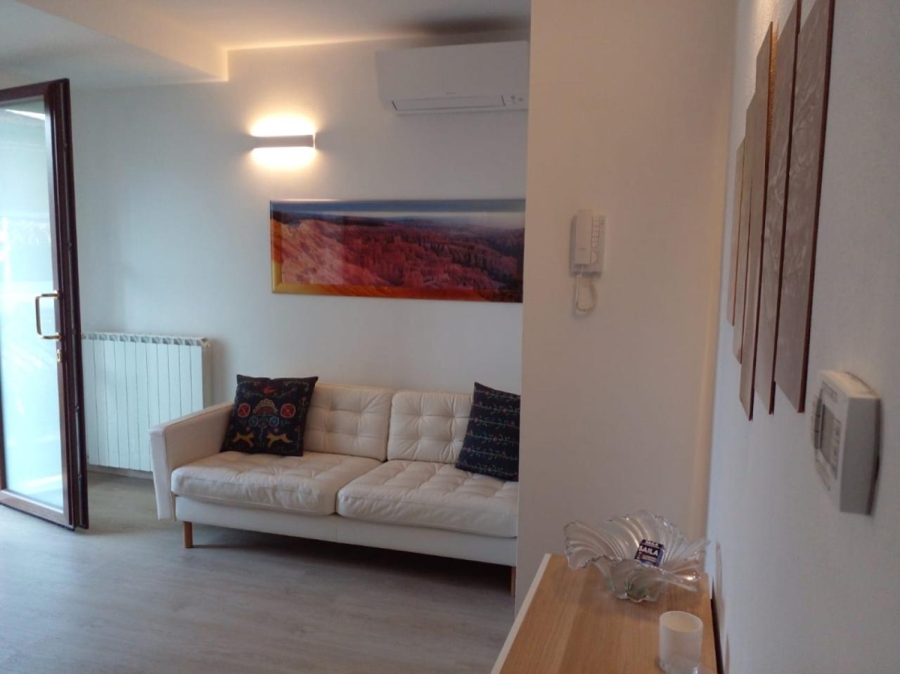 Sale Two rooms, Iseo foto