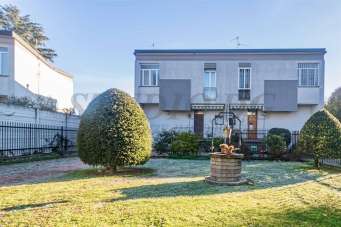 Verkauf Villa bifamiliare, Cesano Maderno