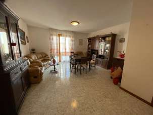 Rent Four rooms, Follonica