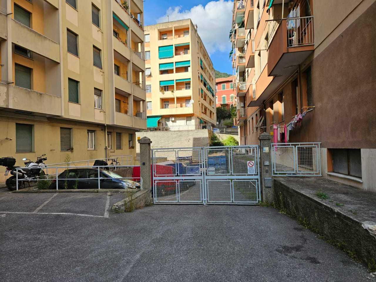 Vendita Locali commerciali, Genova foto