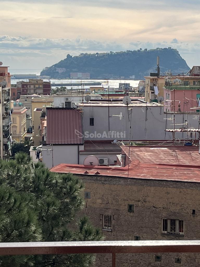 Huur Vier kamers, Napoli foto