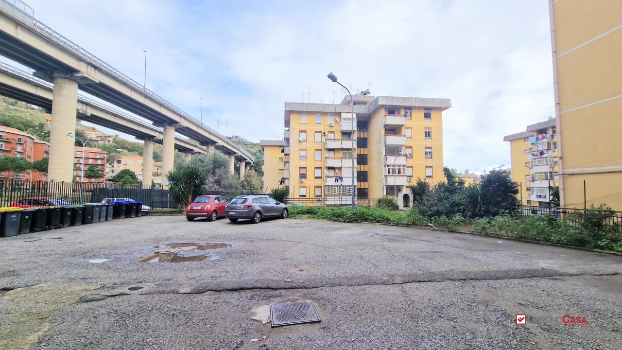 Vendita Bivani, Messina foto
