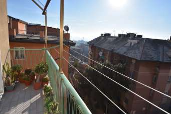 Venda Esavani, Genova