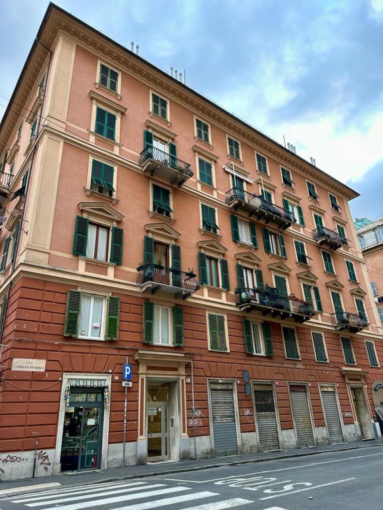 Vendita Eptavani, Genova foto
