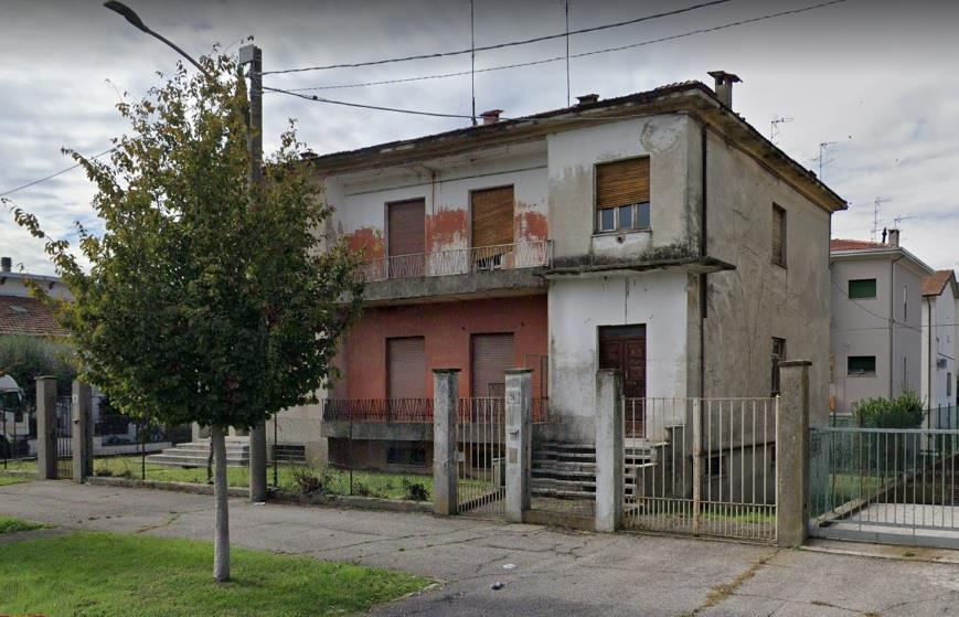 Sale Appartamento, Mantova foto