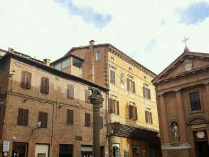 Vendita Pentavani, Siena