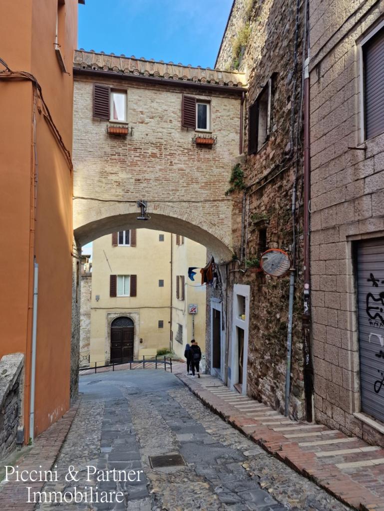 Verkoop Pentavani, Perugia foto