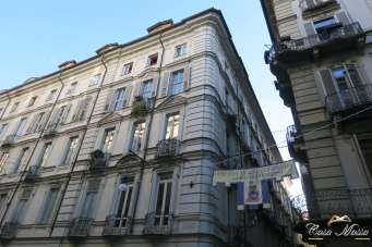 Vendita Pentavani, Torino