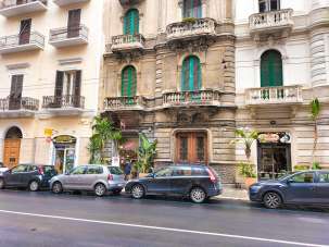 Aluguel Trivani, Bari