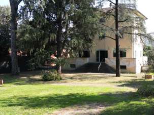 Venta Ville, Lucca