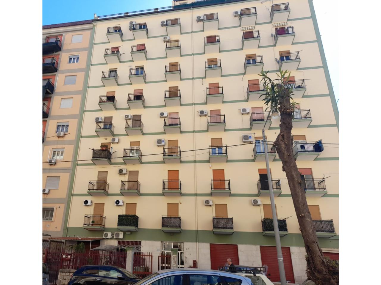 Verkoop Vier kamers, Palermo foto