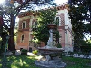 Verkauf Villa bifamiliare, Foligno