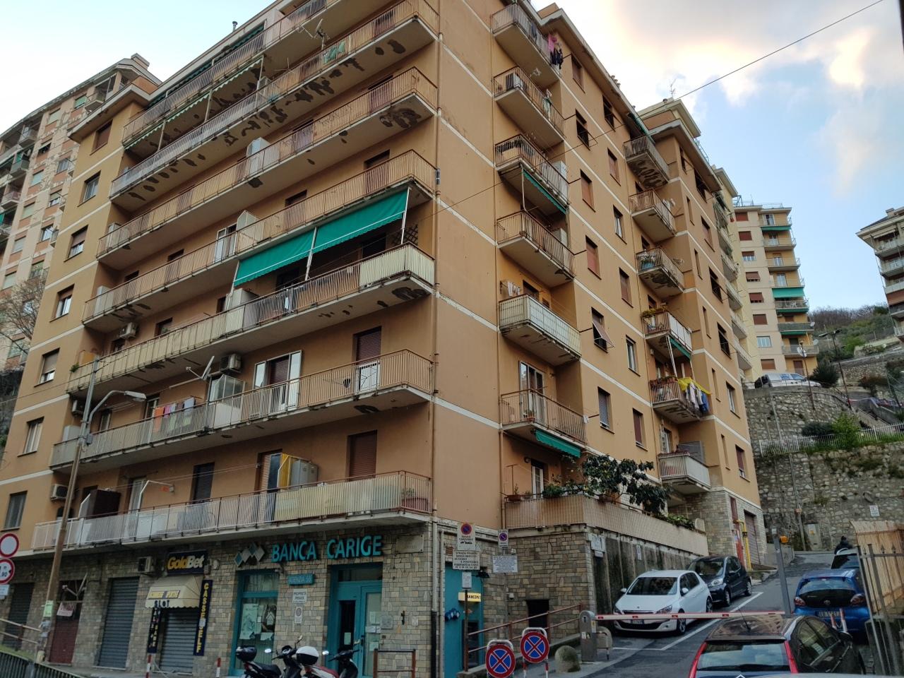 Affitto Esavani, Genova foto