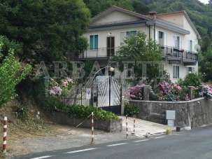Venda Casas, Castiglione Chiavarese