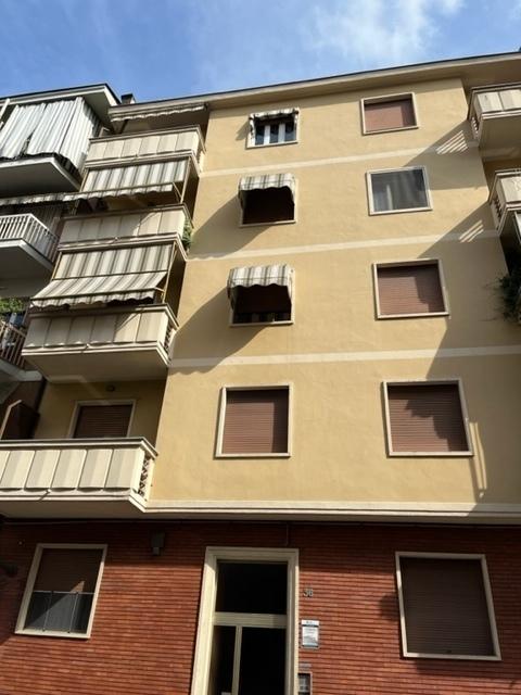 Venta Cuatro habitaciones, Torino foto