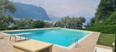 Sale Roomed, Monte Isola