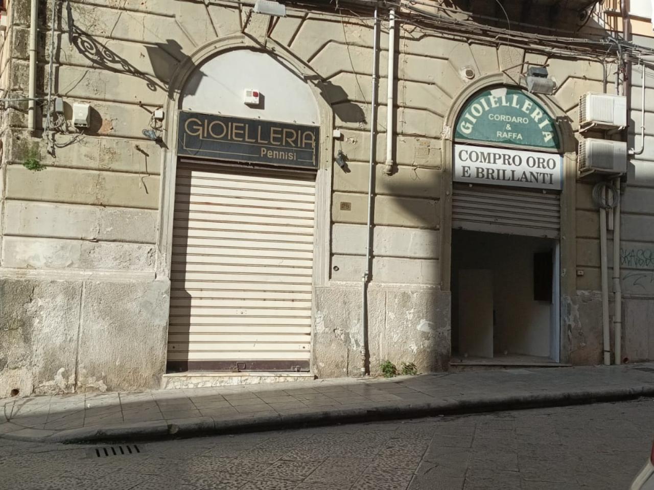 Vendita Locali commerciali, Palermo foto