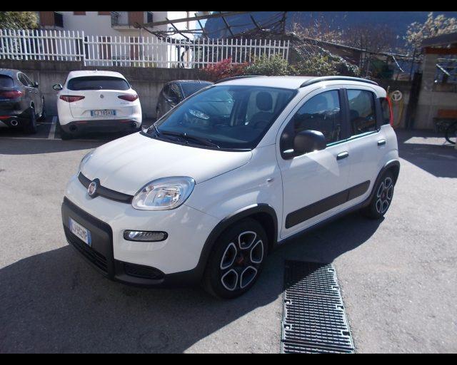 FIAT New Panda Elettrica/Benzina 2022 usata, Italia foto