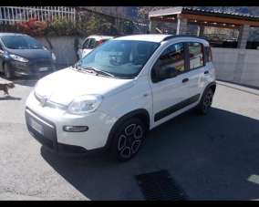 FIAT New Panda Elettrica/Benzina 2022 usata, Italia