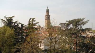 Loyer Pentavani, Parma