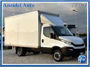IVECO Daily Diesel 2019 usata, Roma