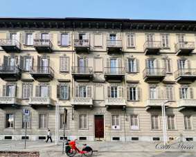 Vendita Quadrivani, Torino