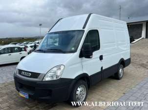 IVECO Daily Diesel 2011 usata, Catania