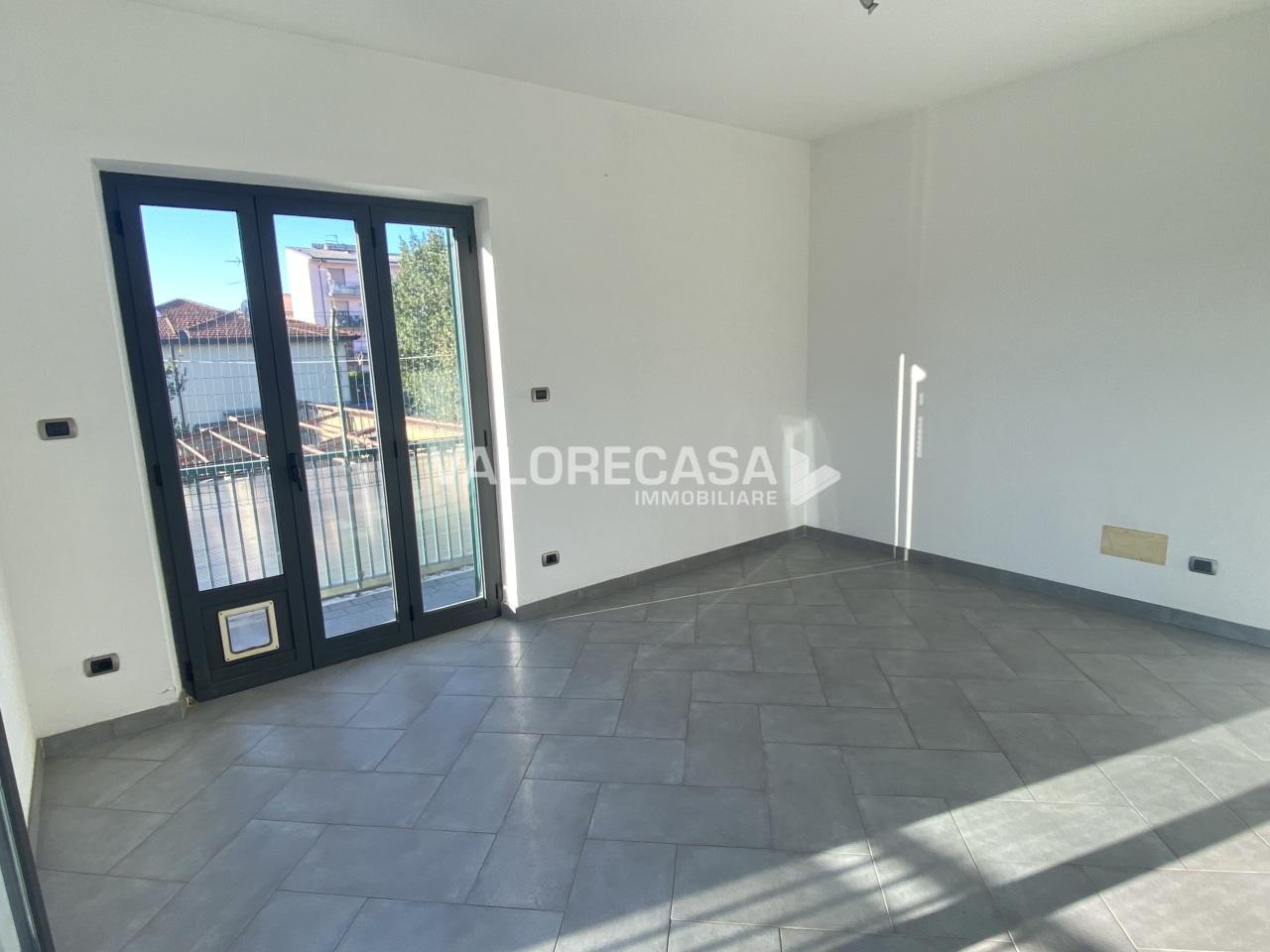 Sale Two rooms, Carrara foto