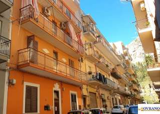 Sale Four rooms, Palermo