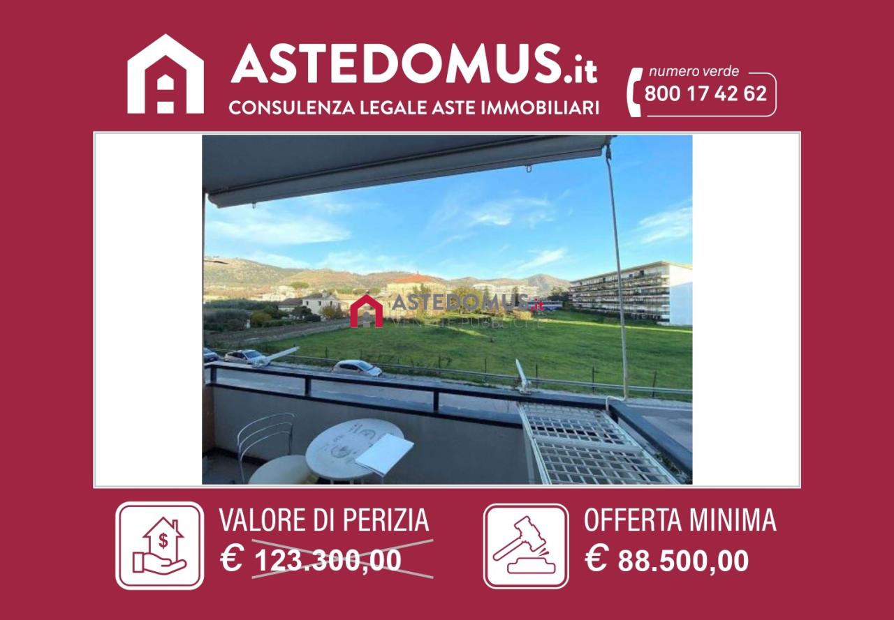 appartamento in vendita a Caserta in zona Michelangelo