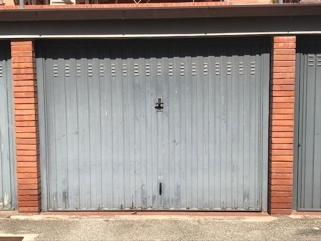 Renta Garage , Pisa foto