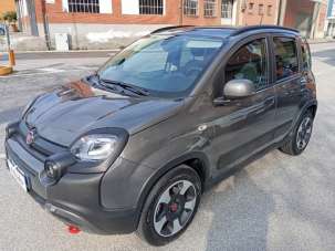 FIAT Panda Cross Elettrica/Benzina 2023 usata, Cuneo