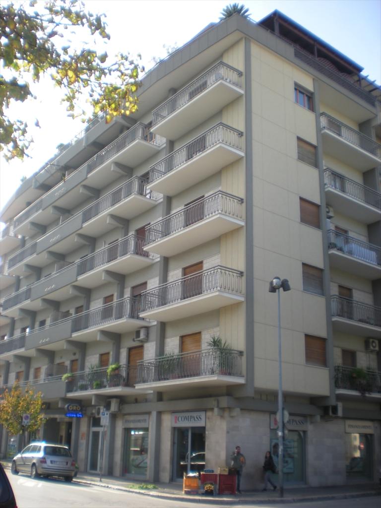 Appartamento Viale G. Di Vittorio CENTRO quadrilocale 150mq
